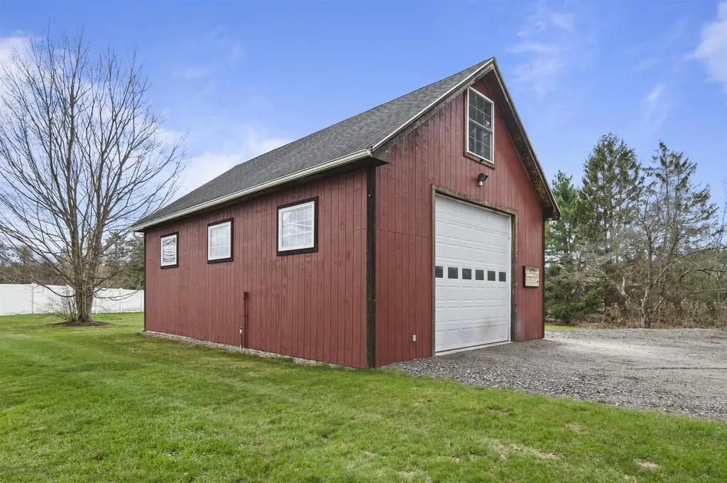64 Kingston Road Exeter NH 03833