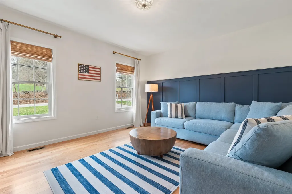 303 Derry Road Chester NH 03036
