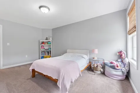 303 Derry Road Chester NH 03036