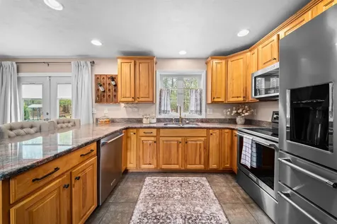 10 Balsam Lane Sandown NH 03873