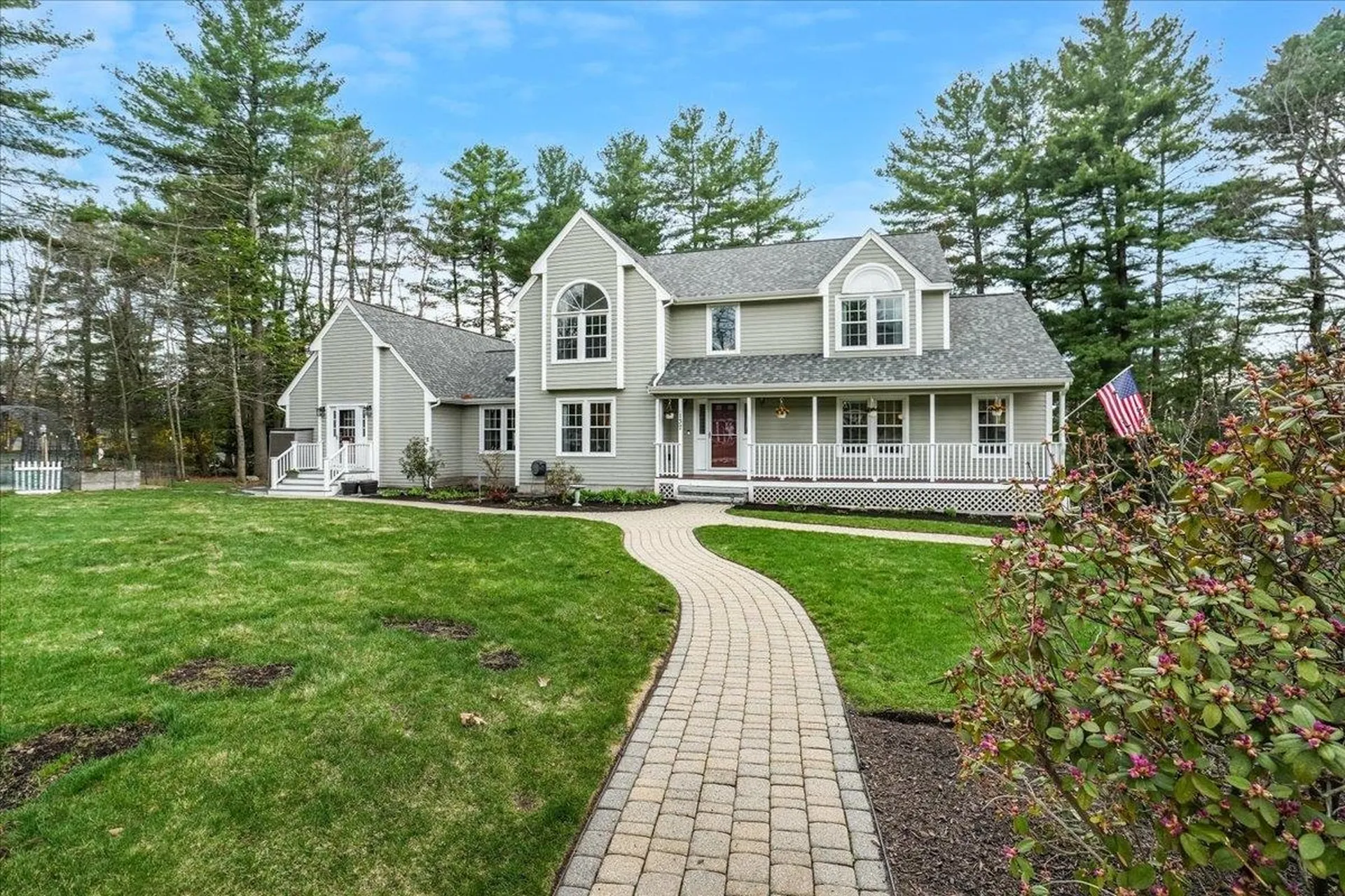 137 Peele Road Nashua NH 03062