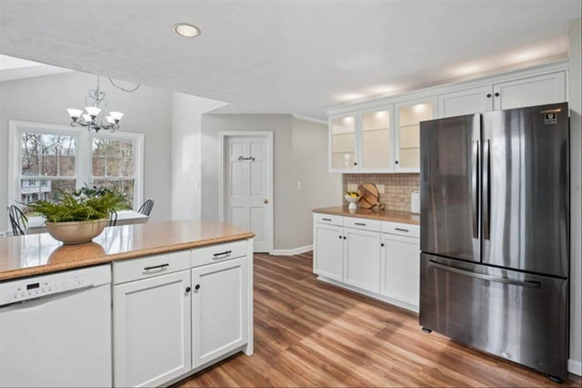 137 Peele Road Nashua NH 03062