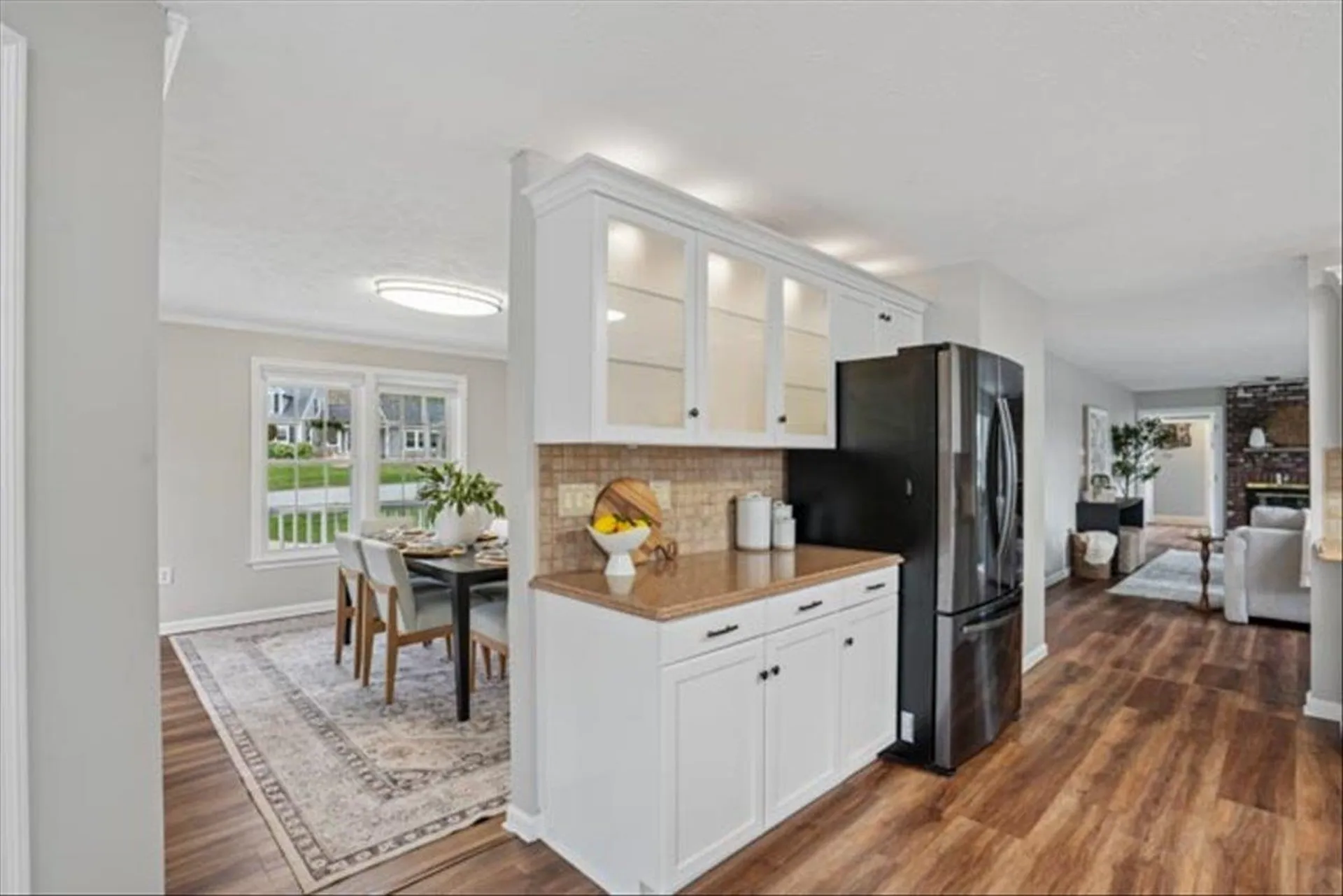 137 Peele Road Nashua NH 03062