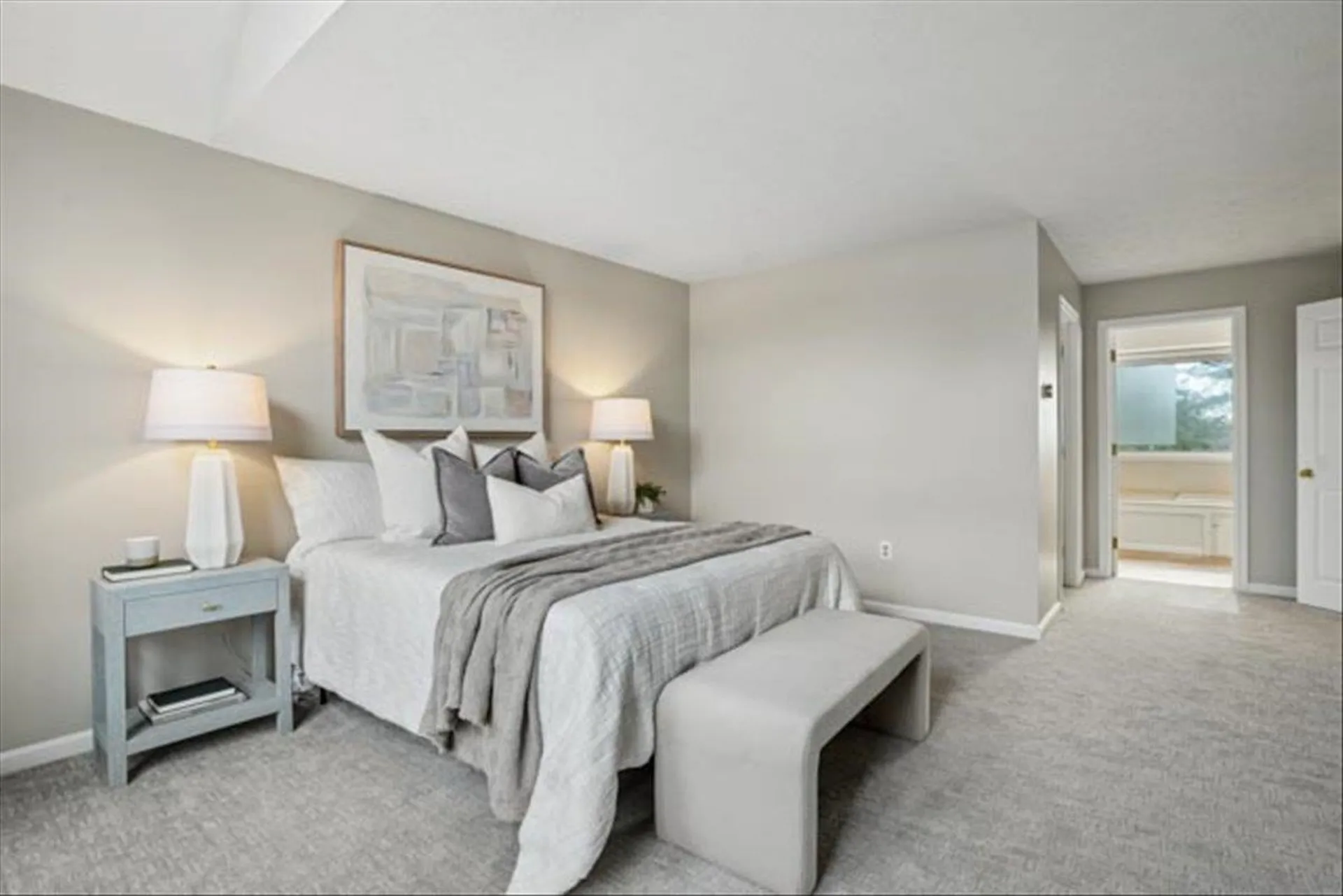 137 Peele Road Nashua NH 03062