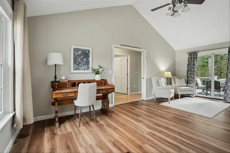 137 Peele Road Nashua NH 03062