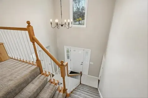 137 Peele Road Nashua NH 03062