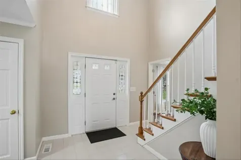 137 Peele Road Nashua NH 03062