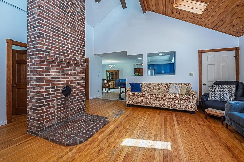 314 Wentworth Road Brookfield NH 03872