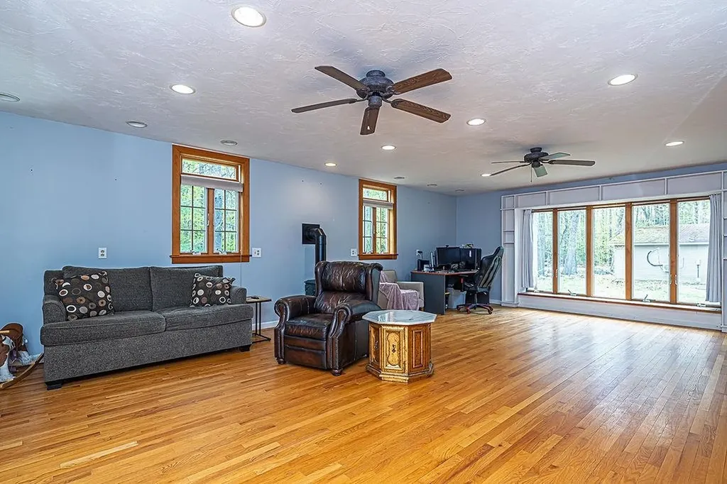 314 Wentworth Road Brookfield NH 03872