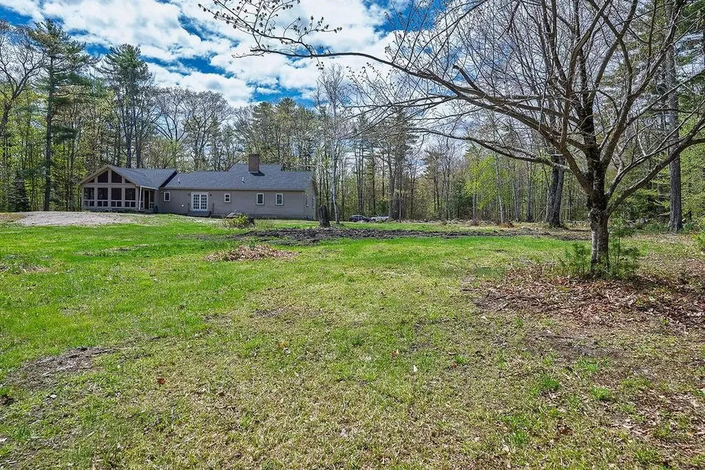 314 Wentworth Road Brookfield NH 03872