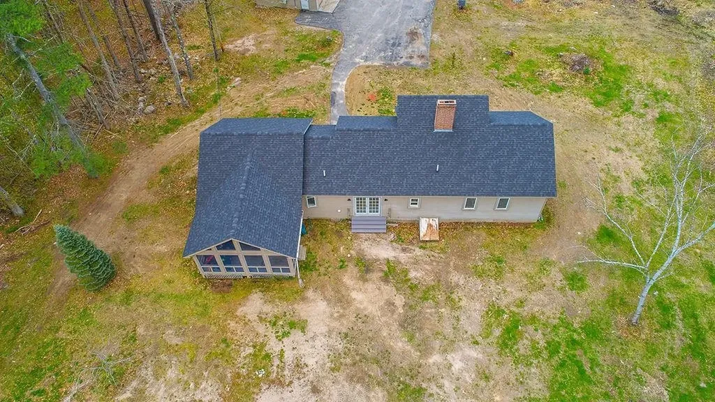 314 Wentworth Road Brookfield NH 03872