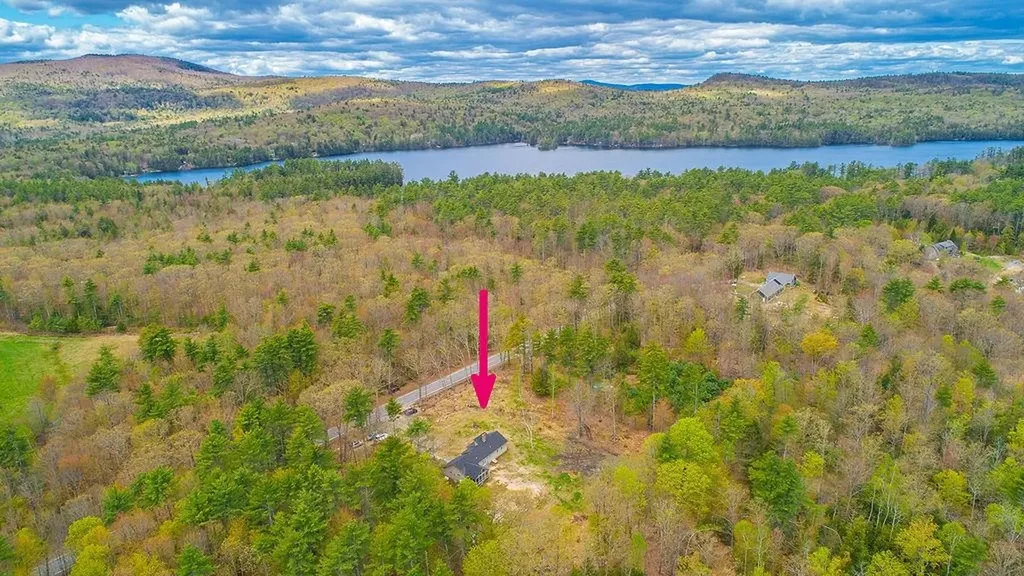 314 Wentworth Road Brookfield NH 03872