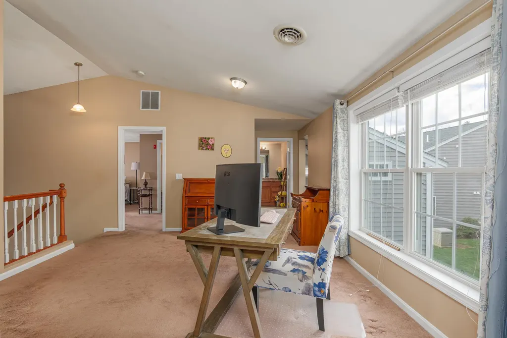 15 Red Sox Lane Raymond NH 03077