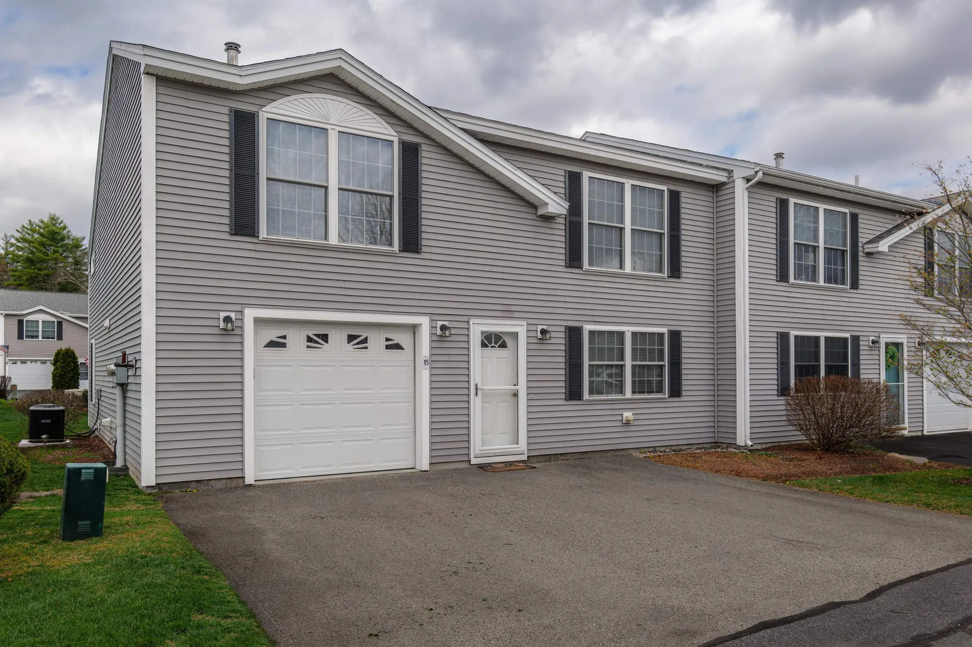 15 Red Sox Lane Raymond NH 03077