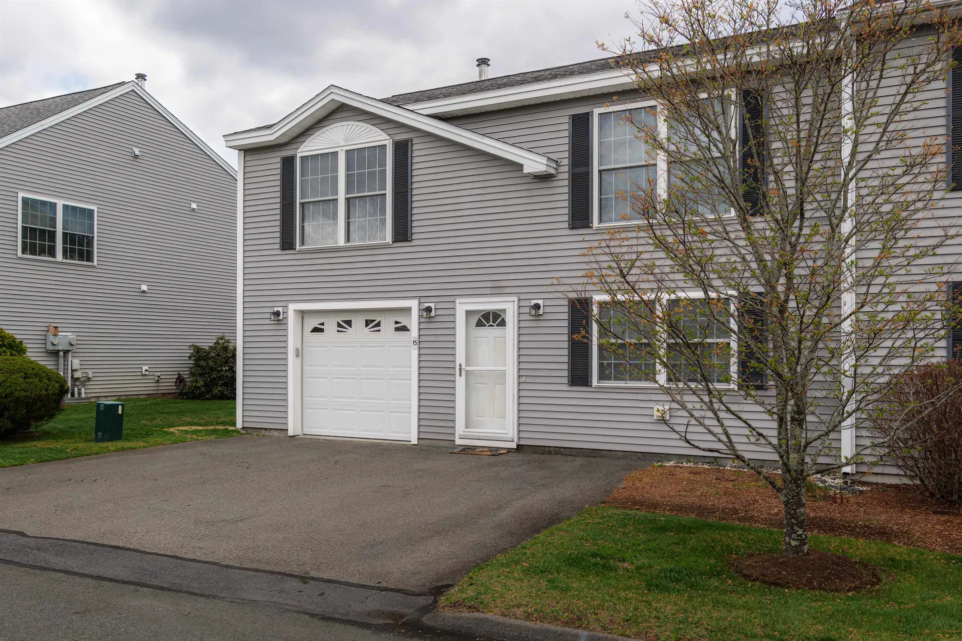 15 Red Sox Lane Raymond NH 03077