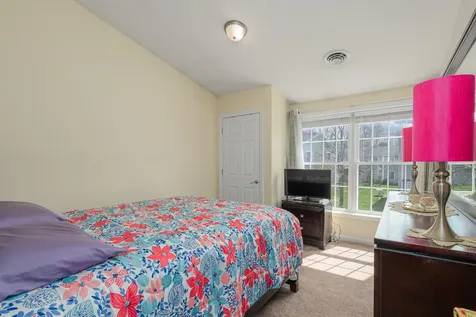 15 Red Sox Lane Raymond NH 03077