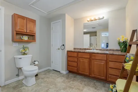 15 Red Sox Lane Raymond NH 03077