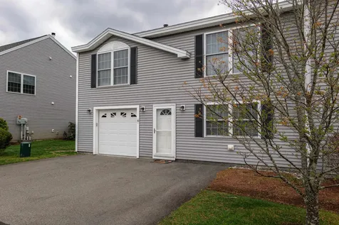 15 Red Sox Lane Raymond NH 03077