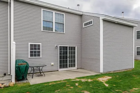 15 Red Sox Lane Raymond NH 03077