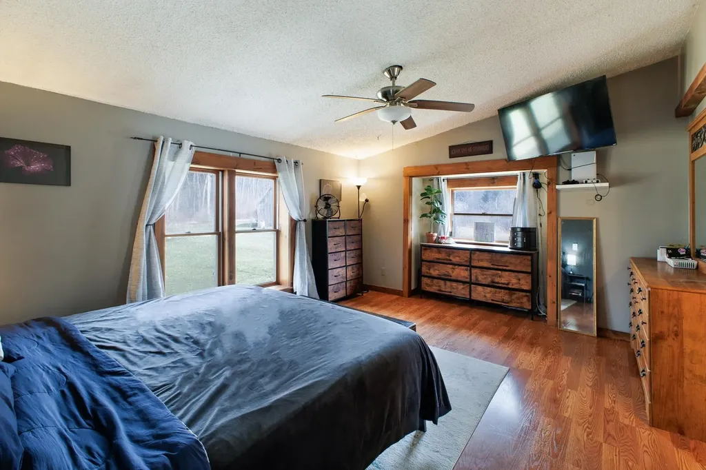 287 Canal Lane North Hero VT 05474