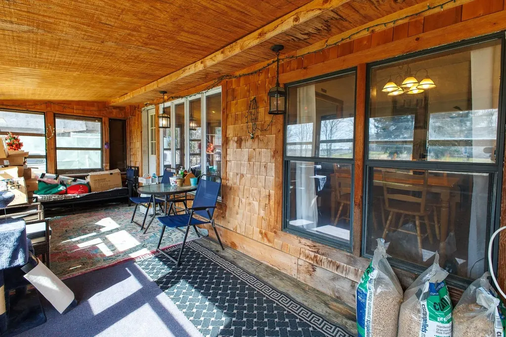287 Canal Lane North Hero VT 05474