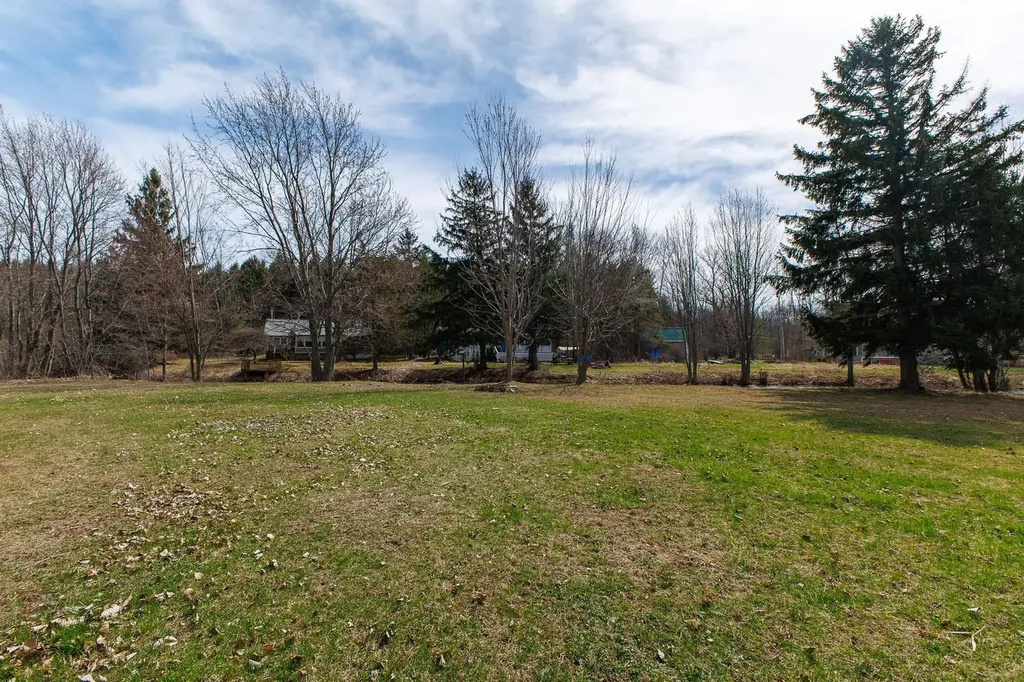 287 Canal Lane North Hero VT 05474
