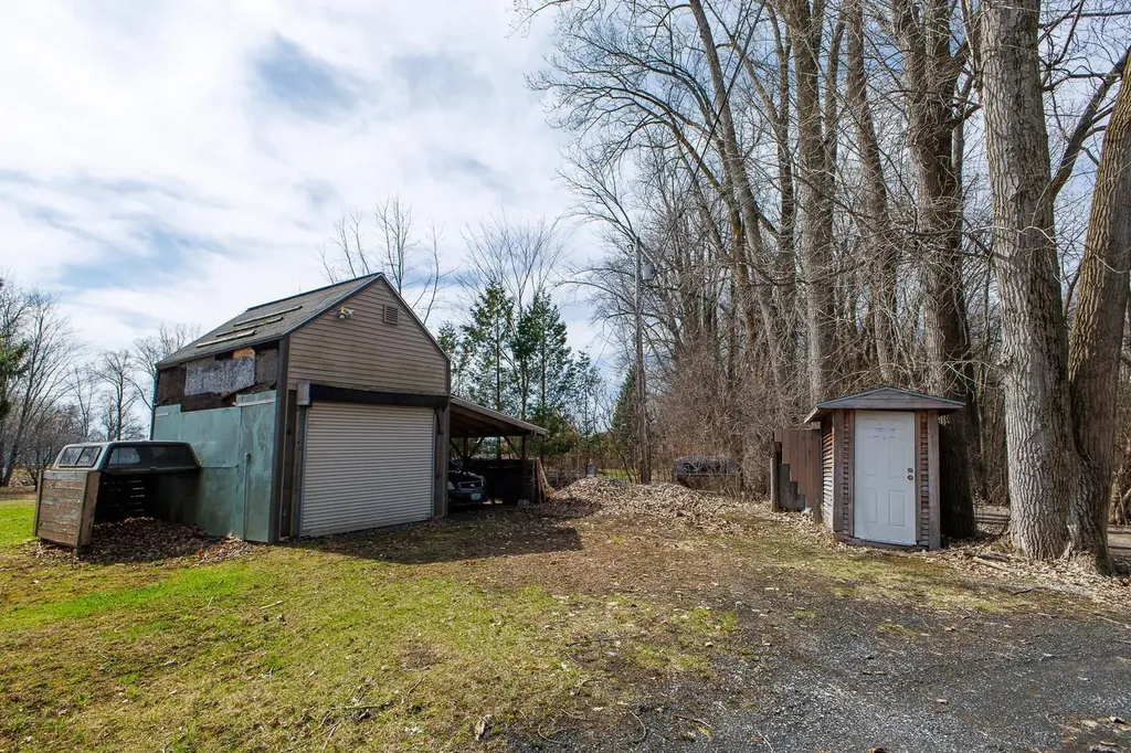 287 Canal Lane North Hero VT 05474