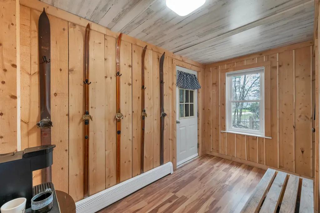 8 Beauview Street Rochester NH 03867