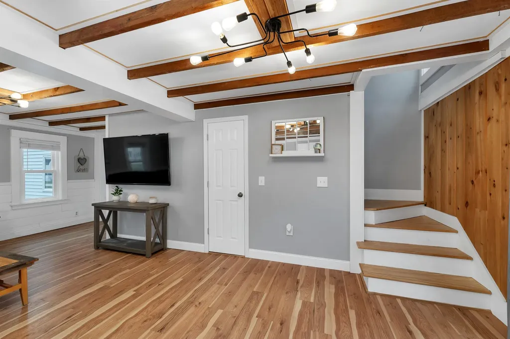 8 Beauview Street Rochester NH 03867