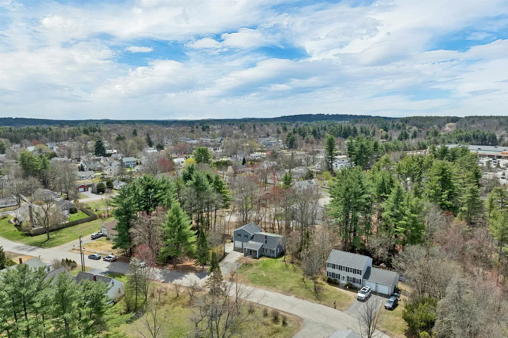 8 Beauview Street Rochester NH 03867