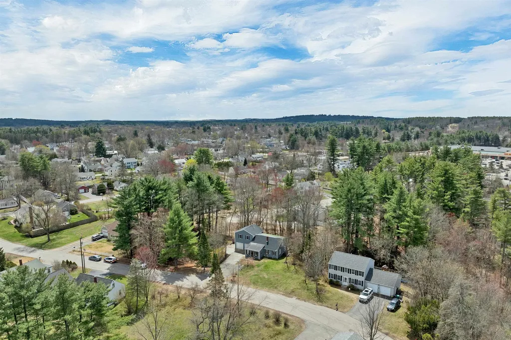 8 Beauview Street Rochester NH 03867