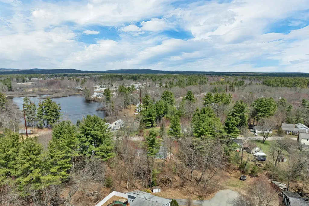 8 Beauview Street Rochester NH 03867