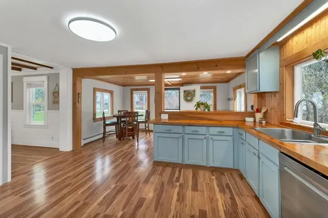 8 Beauview Street Rochester NH 03867