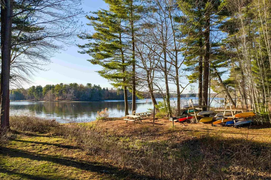 24 Deborah Lane Dover NH 03820