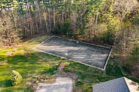 24 Deborah Lane Dover NH 03820
