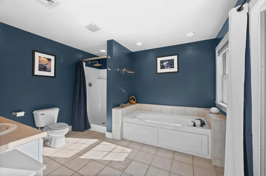24 Deborah Lane Dover NH 03820