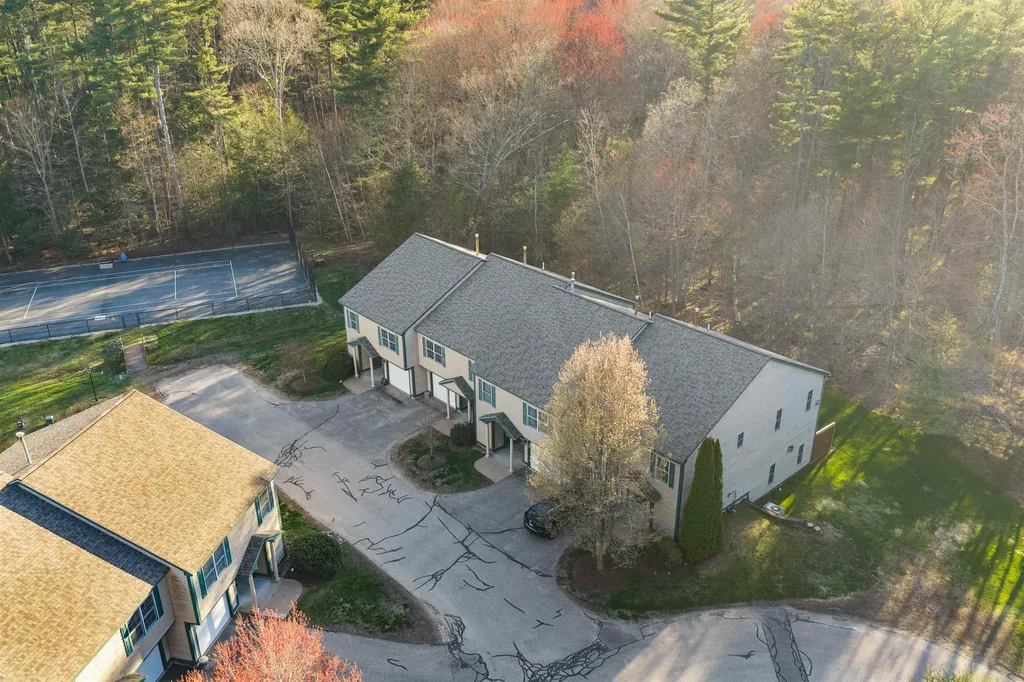 24 Deborah Lane Dover NH 03820