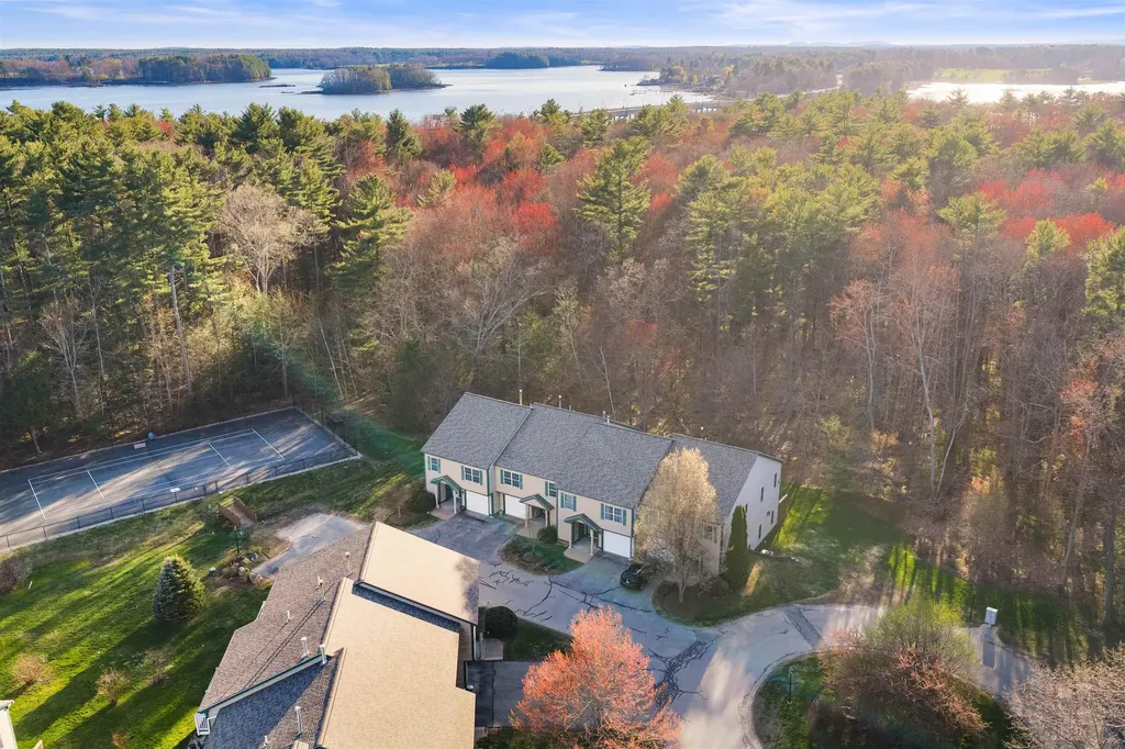 24 Deborah Lane Dover NH 03820