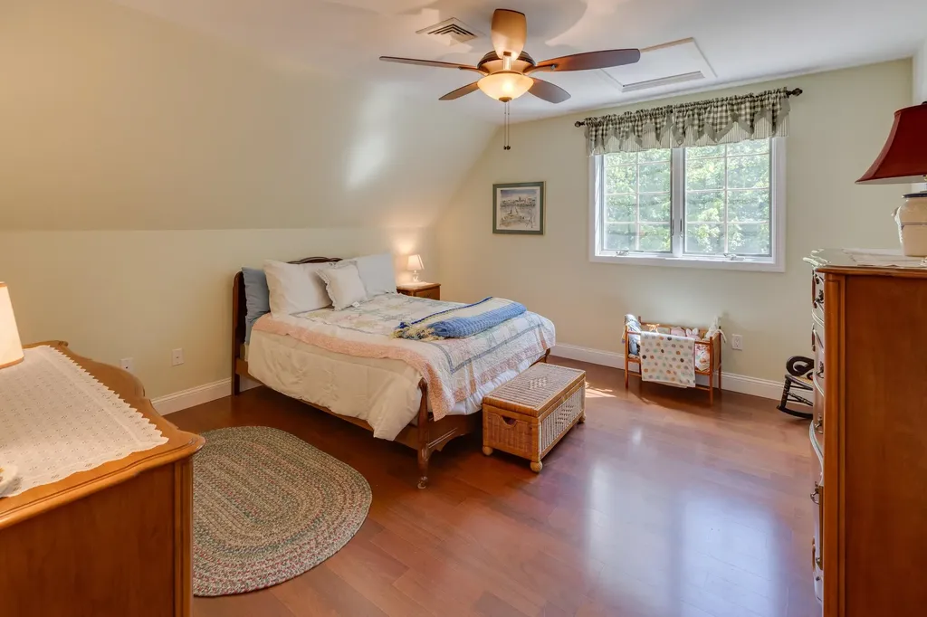 105 Loft Circle Campton NH 03223