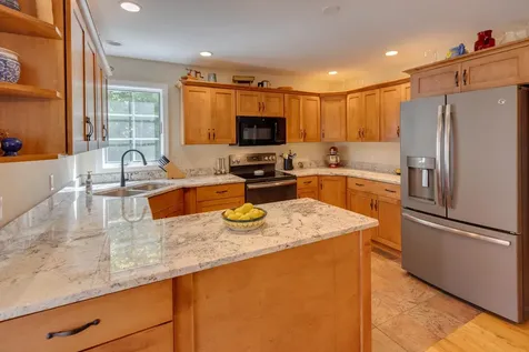 105 Loft Circle Campton NH 03223