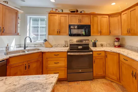 105 Loft Circle Campton NH 03223