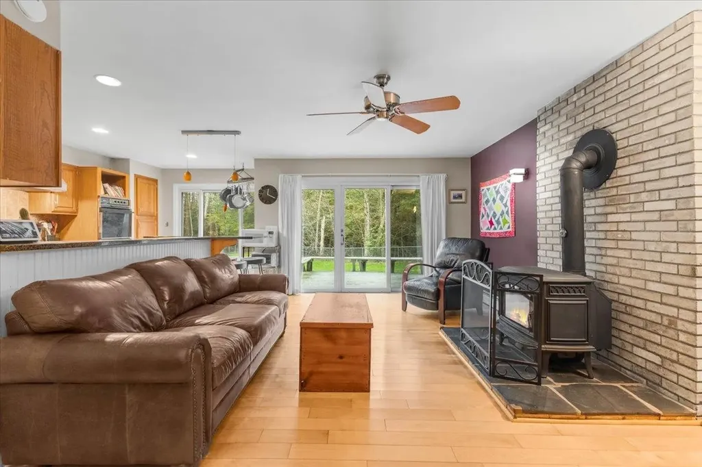 21 John Davis Drive Jericho VT 05465
