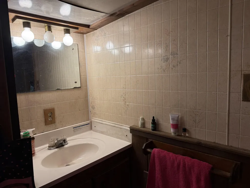 161 Canaan Street Canaan NH 03741