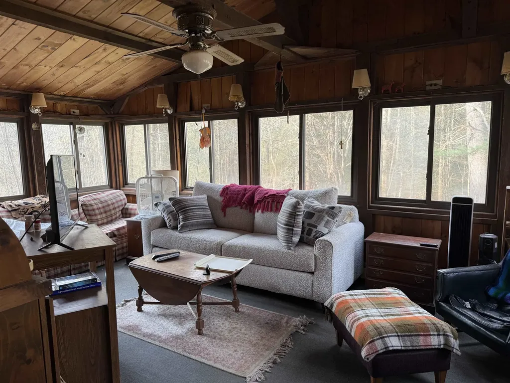 161 Canaan Street Canaan NH 03741
