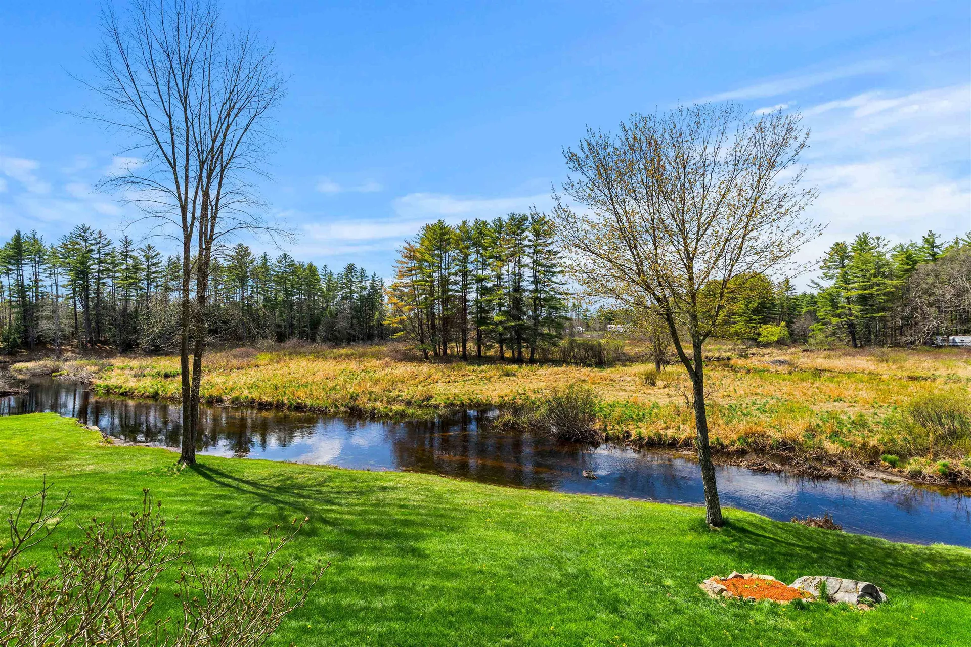 52 Newman Wilson Road Weare NH 03281