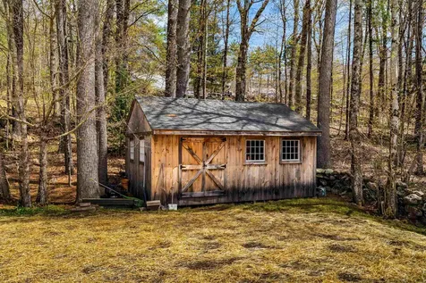 52 Newman Wilson Road Weare NH 03281