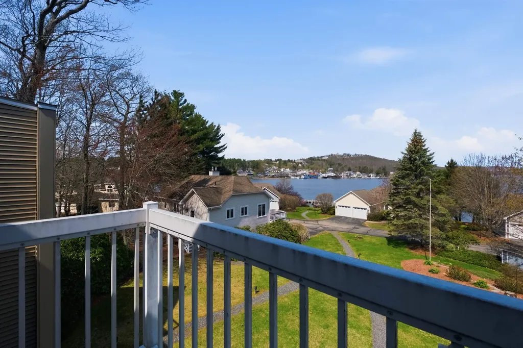 94 Lucerne Avenue Laconia NH 03246