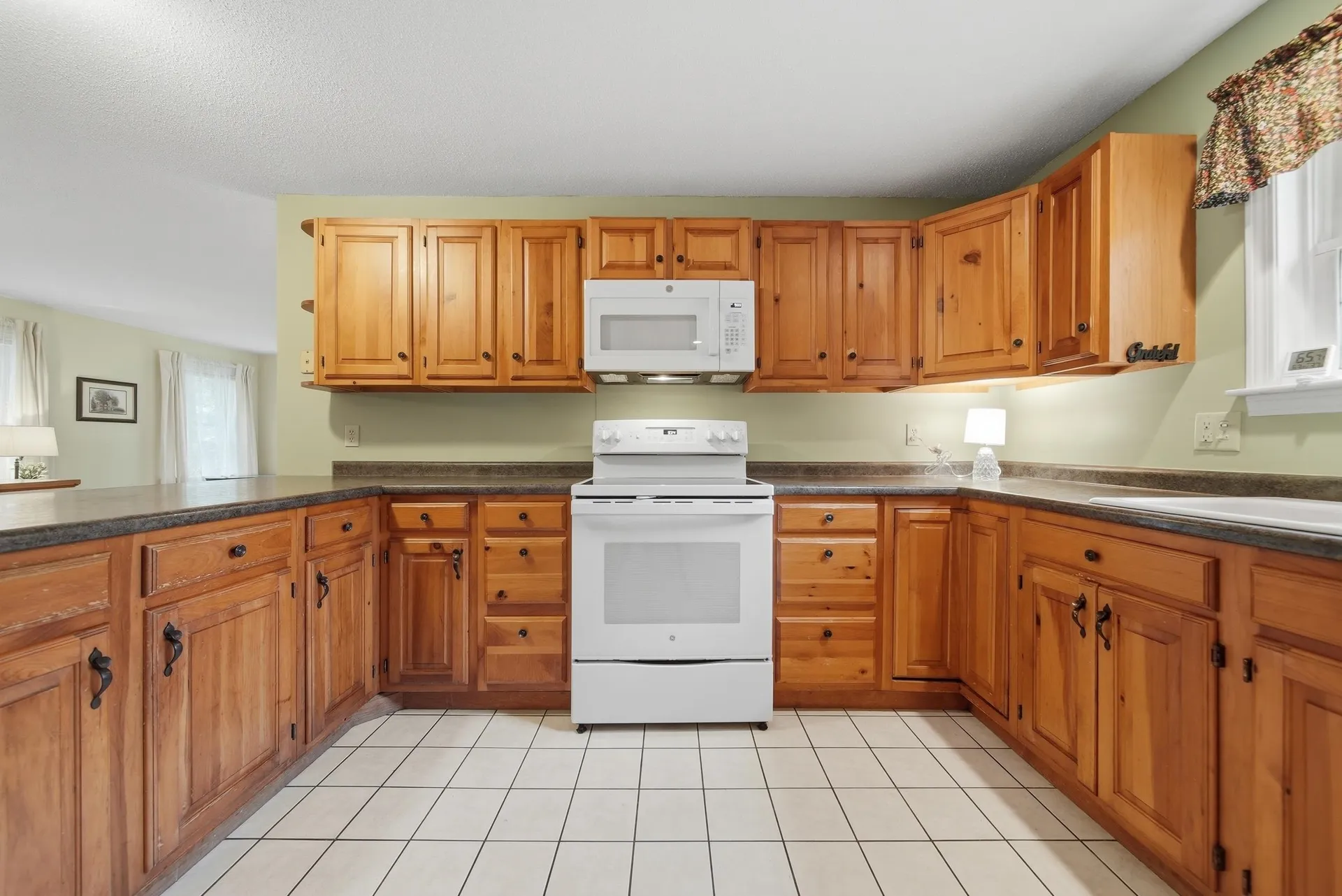7 Picard Road Peterborough NH 03458