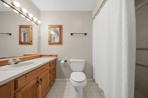 7 Picard Road Peterborough NH 03458