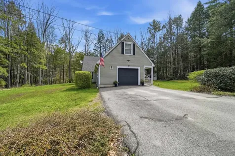 7 Picard Road Peterborough NH 03458